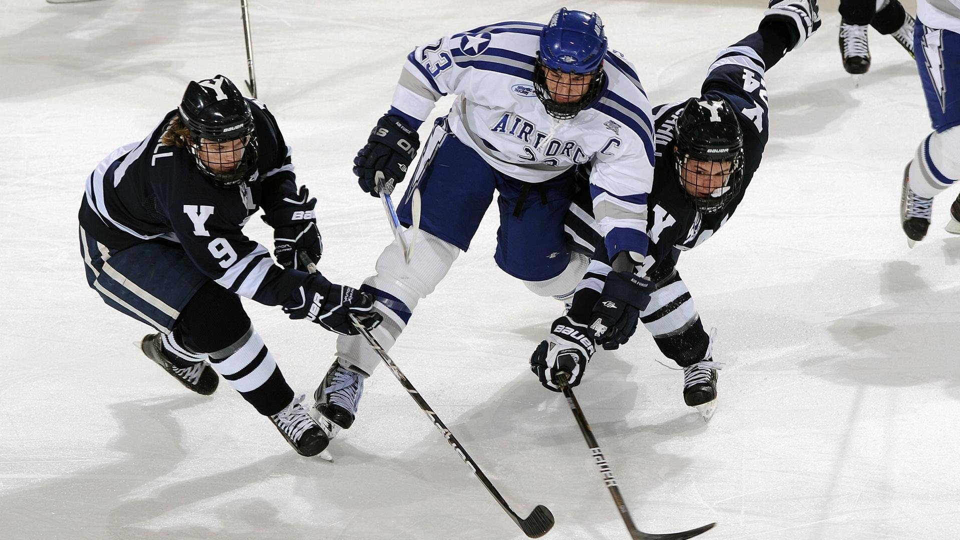 开云体育平台APP-湖人正面击溃骑士，詹姆斯主宰比赛走向